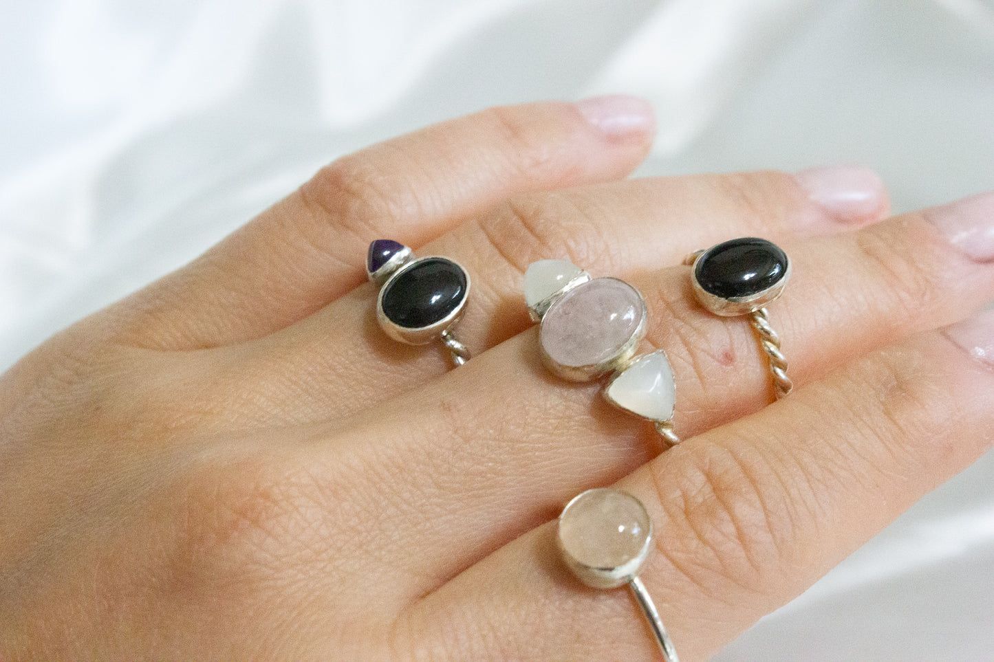 Twisted Gemstone Ring- Onyx