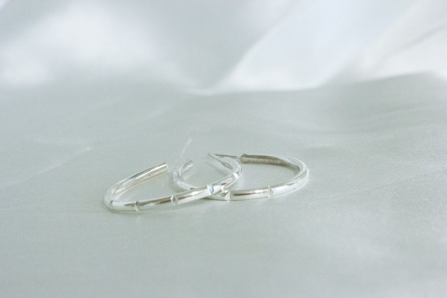 Inverted Knife Edge Textured Hoops